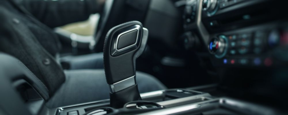 The History, Importance, and Use of Plastics in Automobiles